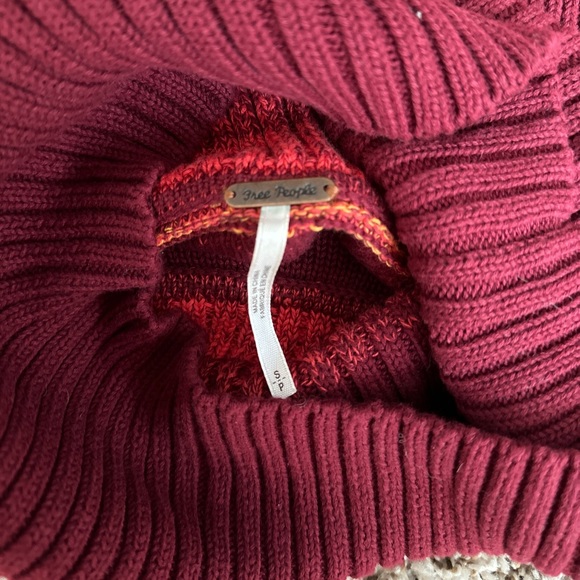 FREE PEOPLE CLOSE TO ME STRIPED COWL NECK PULLOVER - berry - Picture 6 of 6